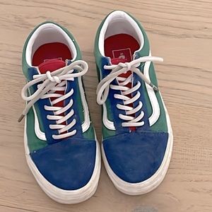 Vans sneakers size 7